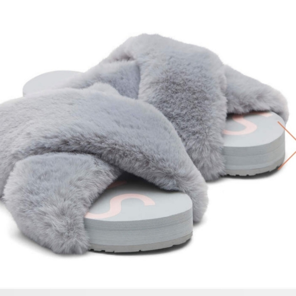 Toms SUSIE EVA Faux Fur Vegan Slippers - Crossover Platform Slide